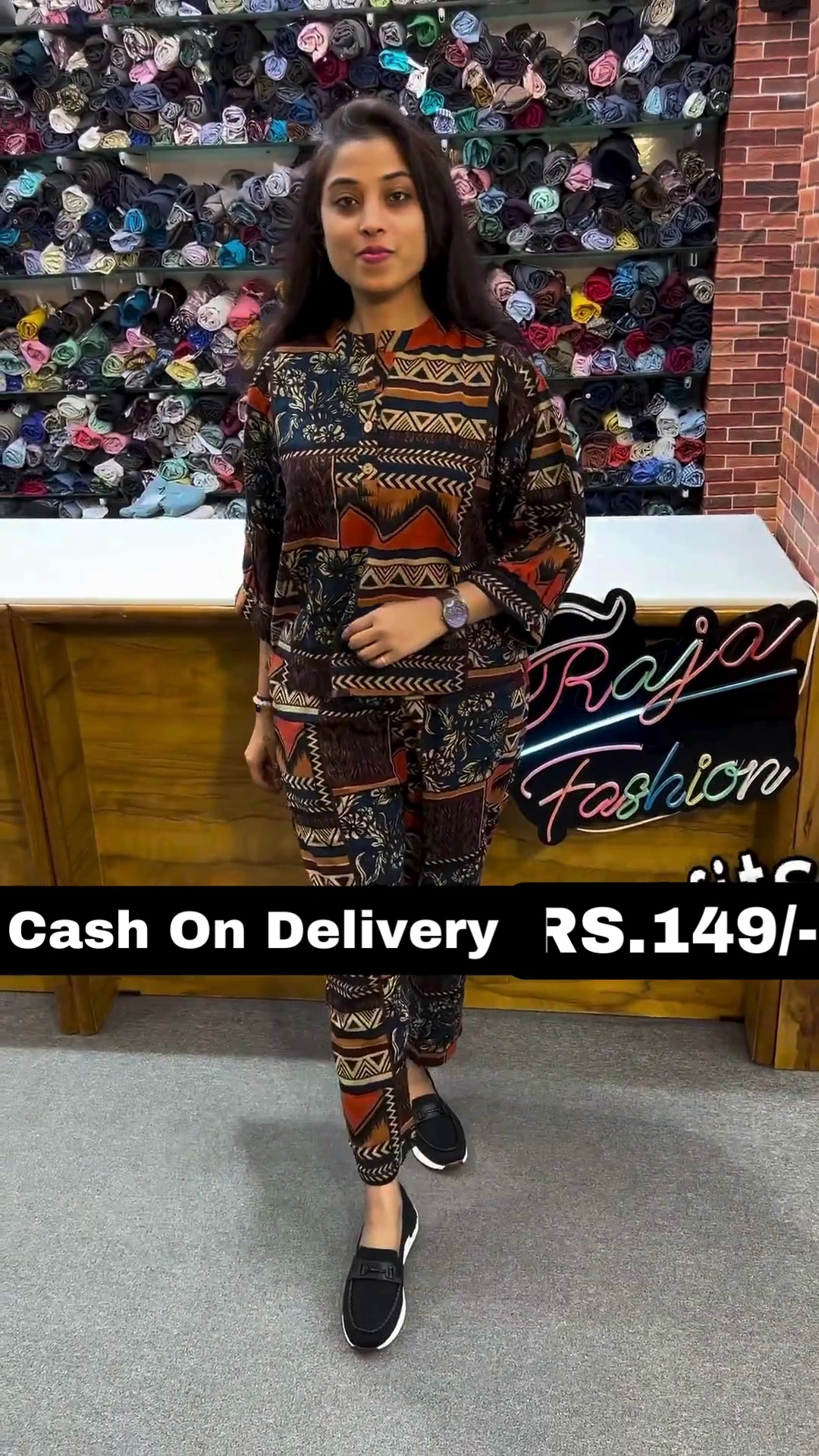 Tarrent hunt_ modern_ rayon printpack of to nightsuit with t-shirt & pajama for girls/womens