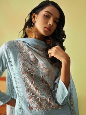 Chic Charisma – Fusion Ethnic Fashion