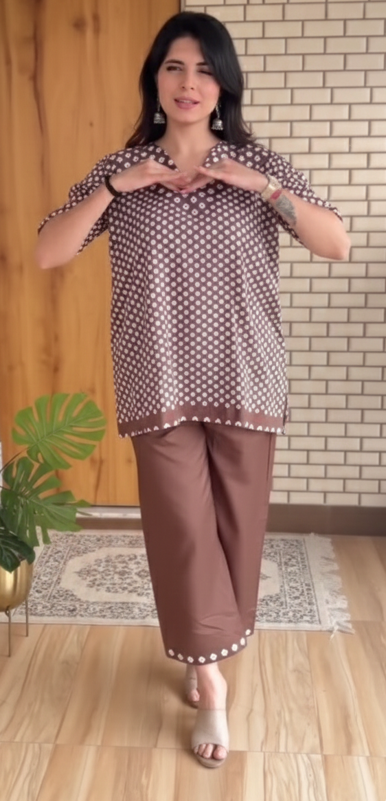 Ivory Cotton Co-ord Set with Contrast Black Appliqué Work - Image 4