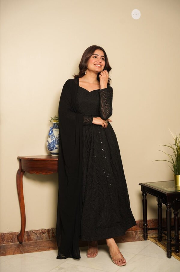 TAN111_4.jpg Black Georgette Lucknowi Work Anarkali Suit Set
